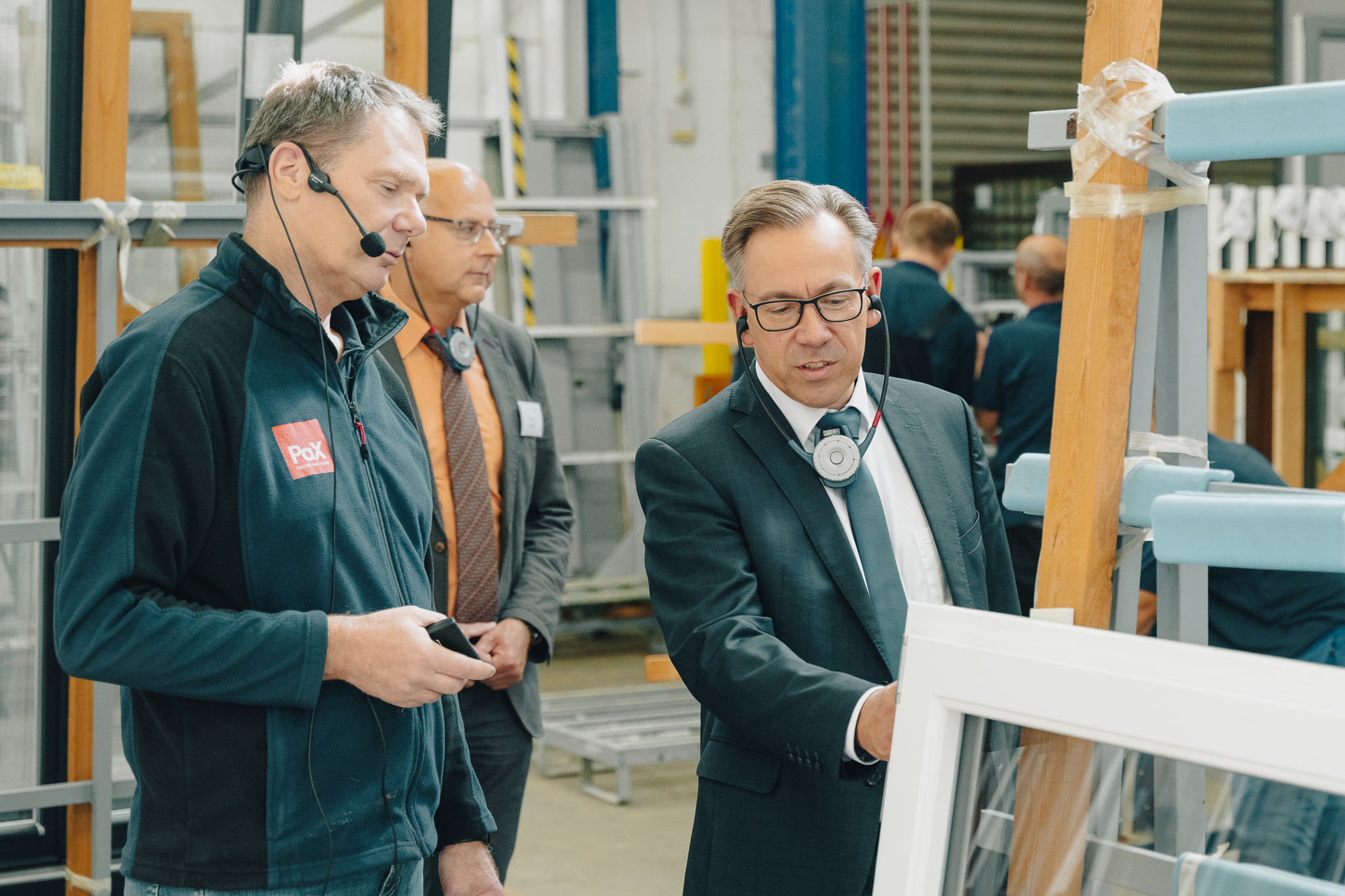 Landrat Alexander Tritthart zu Besuch bei PaXoptima in Frimmersdorf