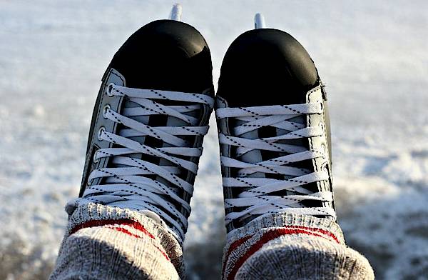 Eislaufen (Foto Skating is in my blood_www commons wikimedia orgMaria Cascalenda.jpg