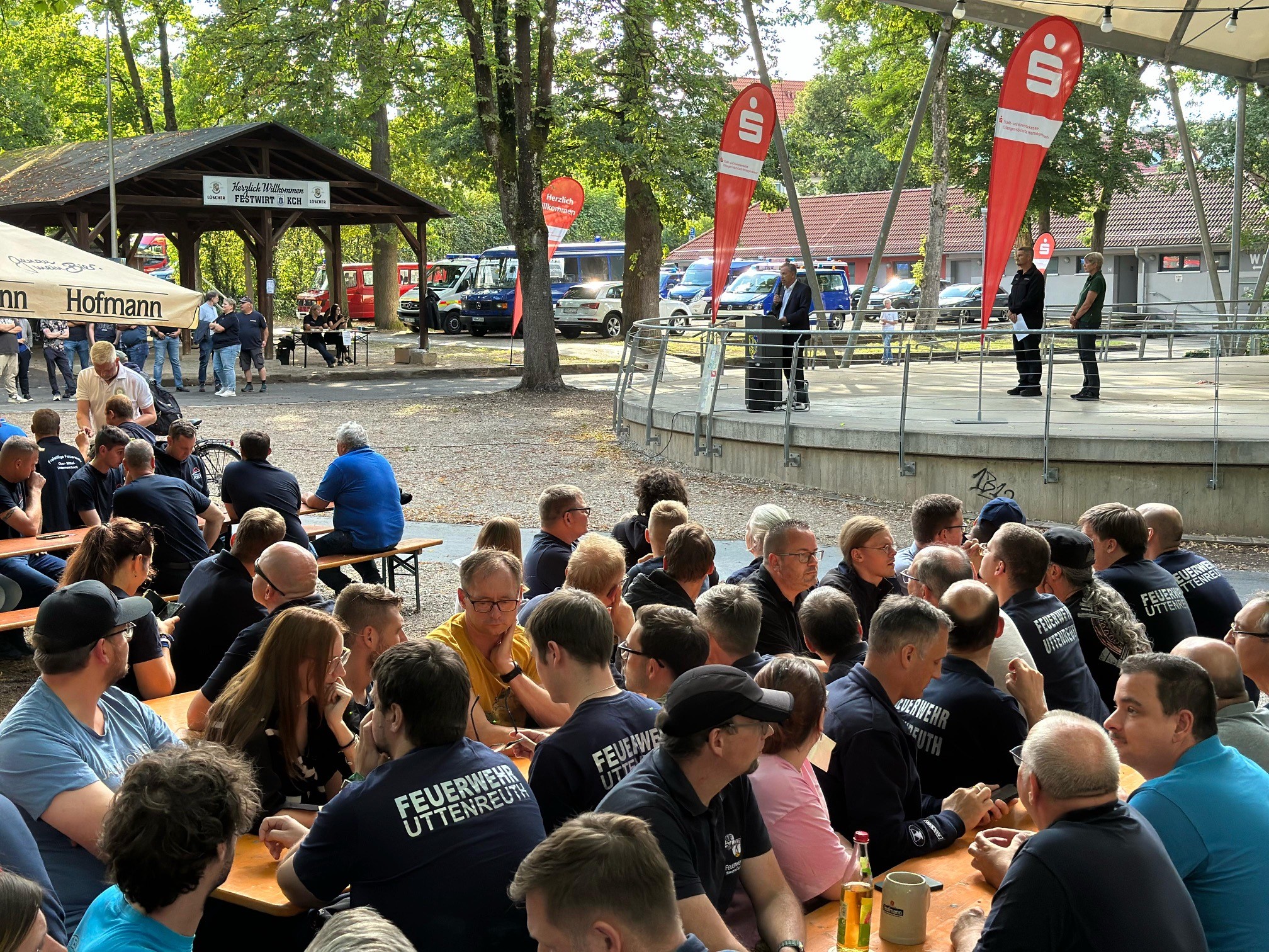 Leider haben wir keinen Alternativtext zu diesem Bild, aber wir arbeiten daran.