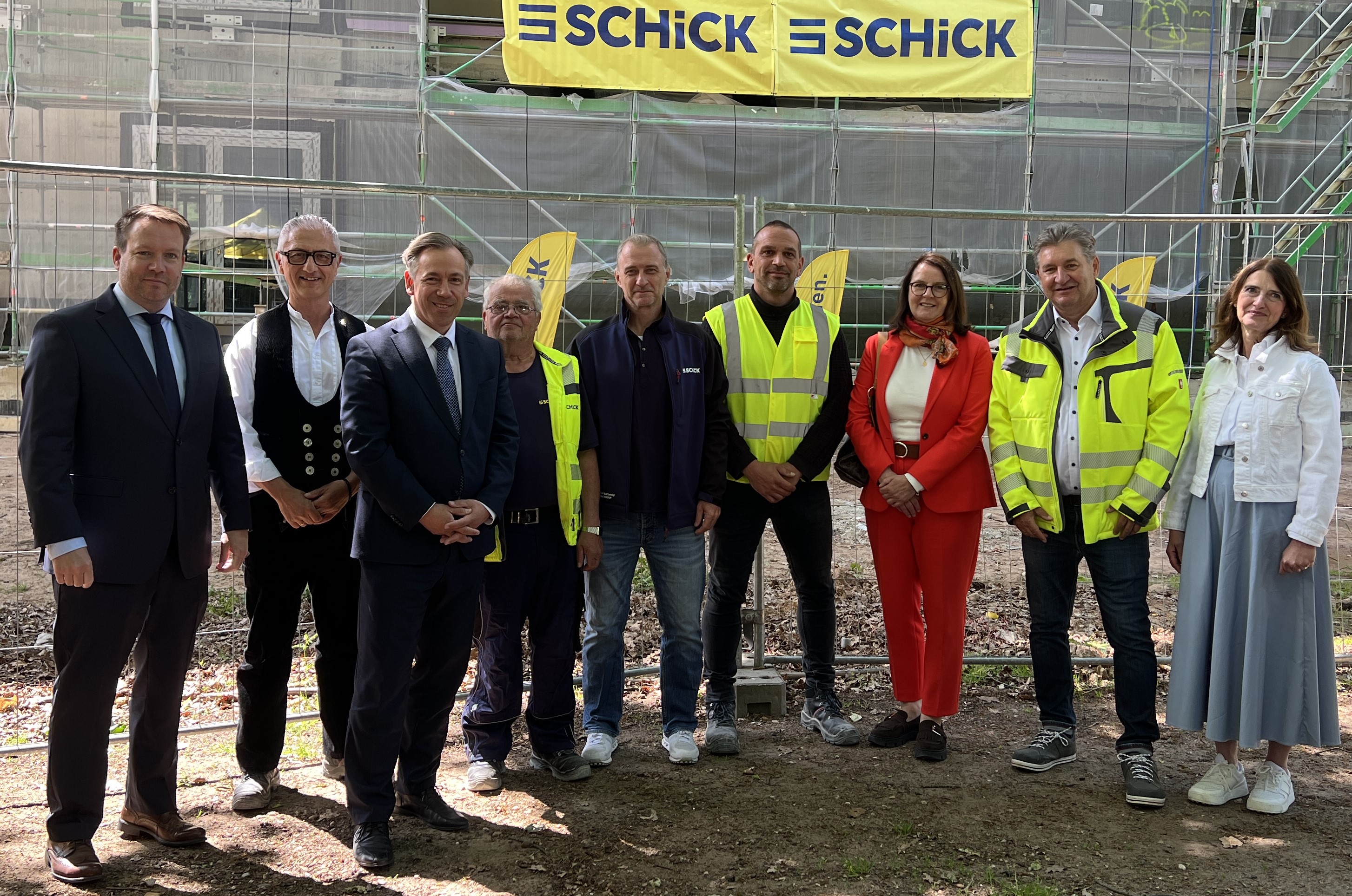 Neubau des Emil-von-Behring-Gymnasiums erreicht wichtigen Meilenstein