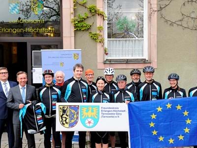 So entspannt sieht das Team aus, wenn es noch 1000 Kilometer vor sich hat.
