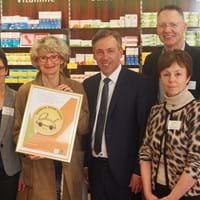 Goldener Kinderwagen Apotheke A3.jpg