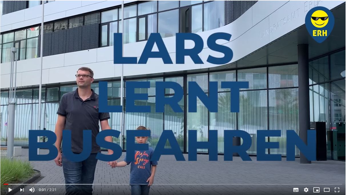 Youtube - Lars lernt Busfahren